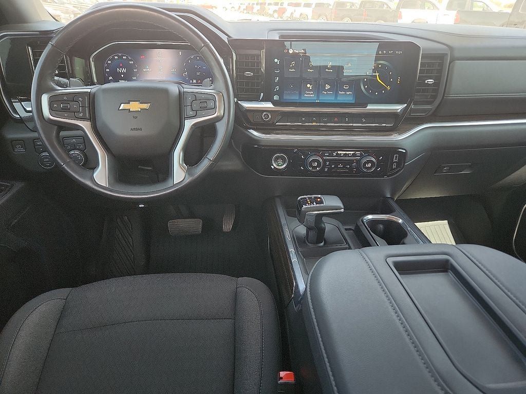 Used 2022 Chevrolet Silverado 1500 LT AWD/4WD image 15