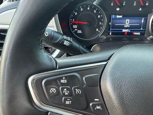 Used 2024 Chevrolet Equinox LT image 18