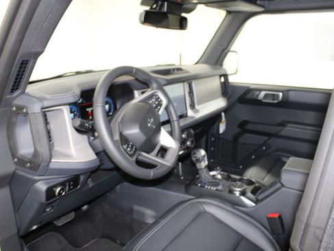 New 2025 Ford Bronco Outer Banks image 23