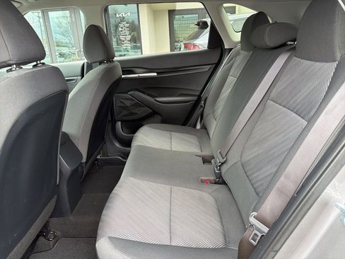 Certified 2022 Kia Seltos LX image 19