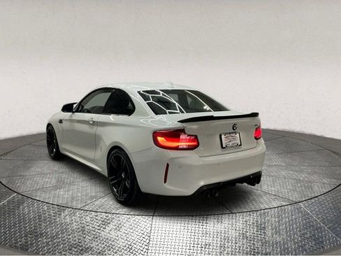Used 2018 BMW M2 image 5
