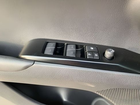 New 2026 Toyota Camry SE FWD image 11