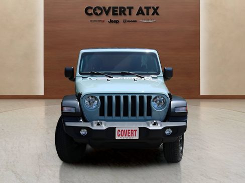 Used 2023 Jeep Wrangler Sport AWD/4WD image 8