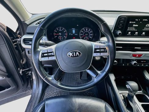Used 2021 Kia Telluride LX AWD/4WD image 11