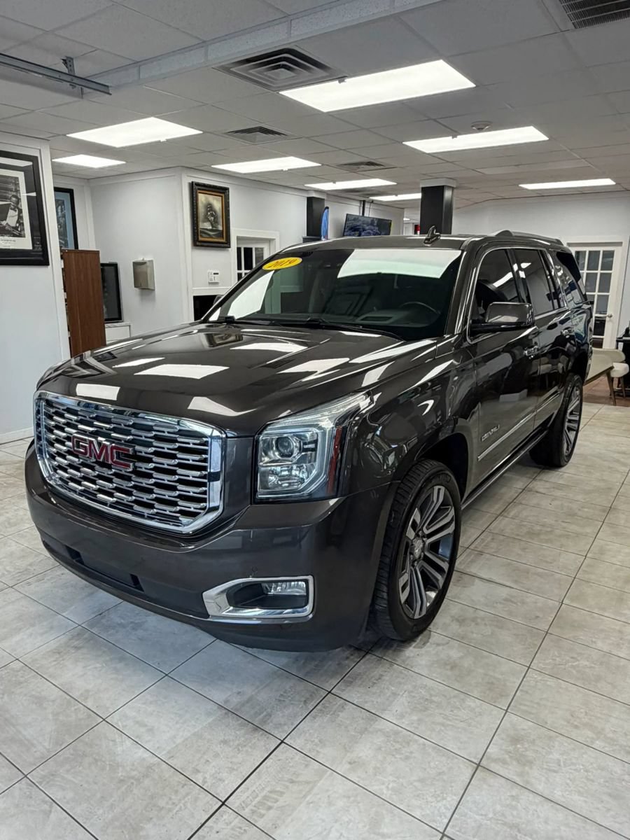 Used 2019 GMC Yukon Denali w/ Denali Ultimate Package RWD image 1