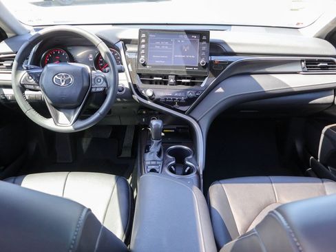 Used 2024 Toyota Camry XSE FWD image 7