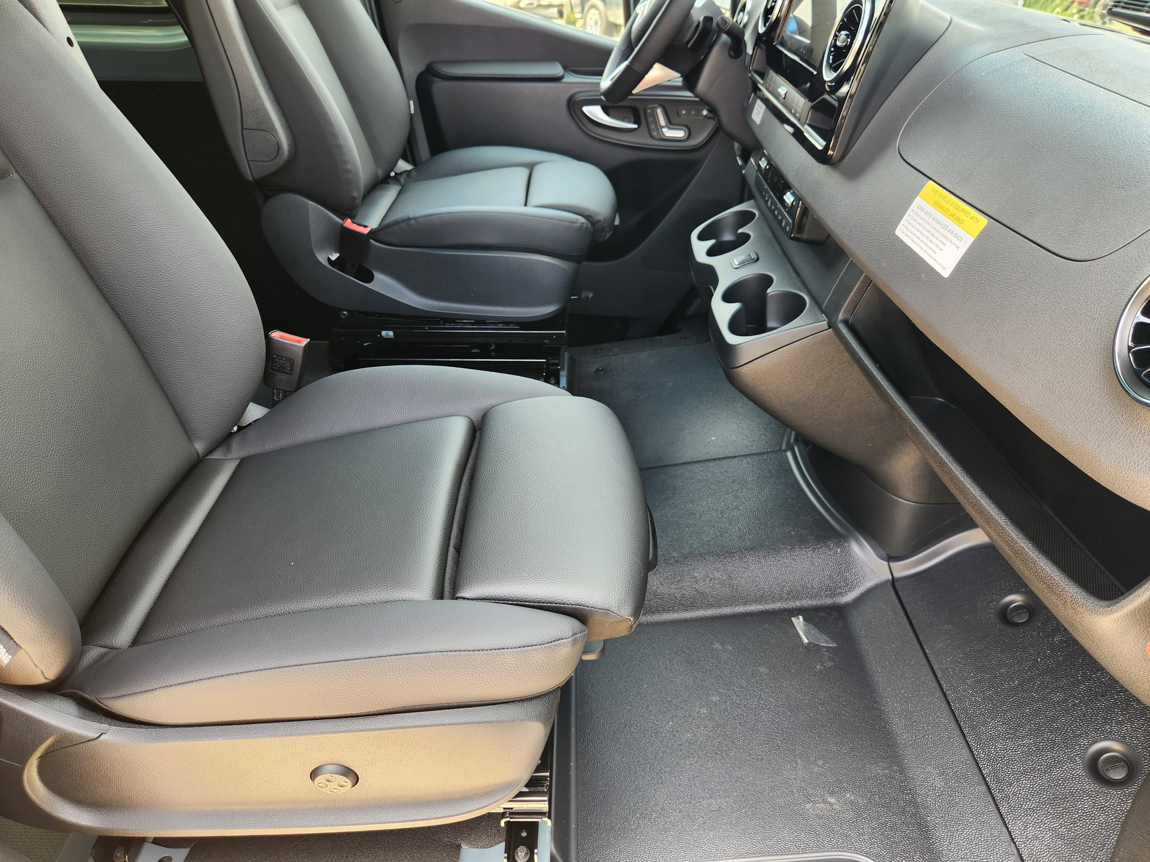 New 2026 Mercedes-Benz Sprinter 2500 image 3