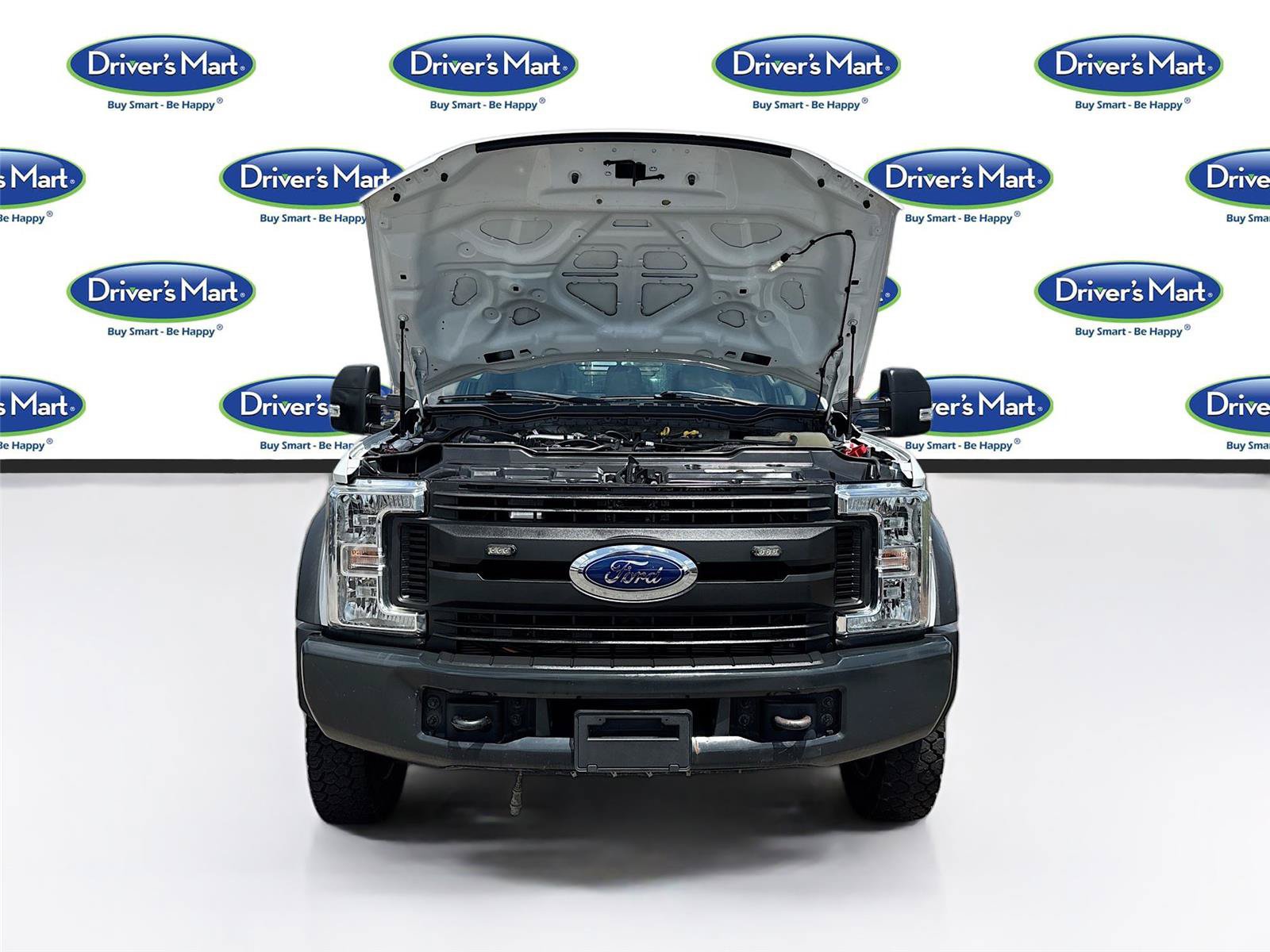 Used 2019 Ford F550 4x4 Regular Cab Super Duty image 25
