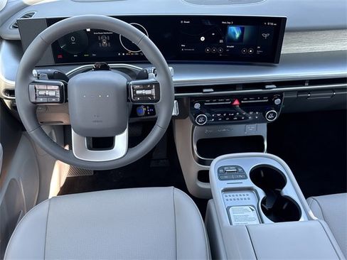 New 2026 Hyundai Ioniq 9 SEL image 17