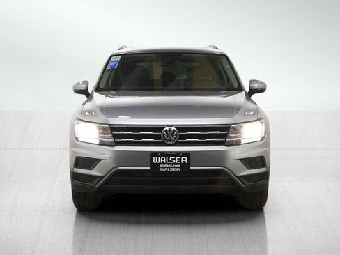 Used 2020 Volkswagen Tiguan SE image 9