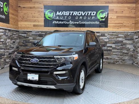 Used 2020 Ford Explorer XLT w/ Equipment Group 202A AWD/4WD image 5