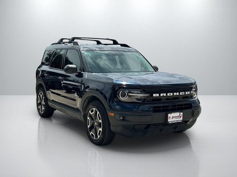 Used 2021 Ford Bronco Sport Outer Banks AWD/4WD image 3