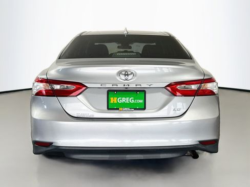 Used 2020 Toyota Camry LE FWD image 8