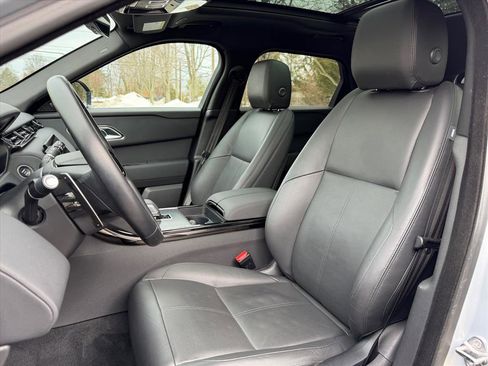 Used 2025 Land Rover Range Rover Velar Dynamic SE image 13
