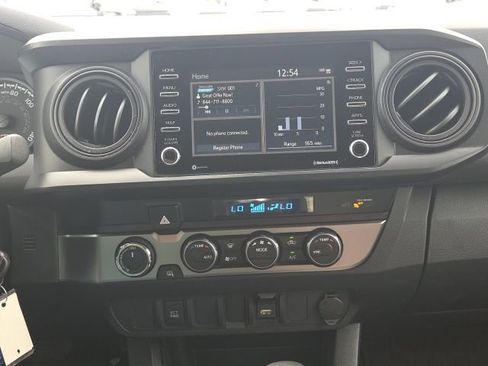 Used 2022 Toyota Tacoma SR image 25