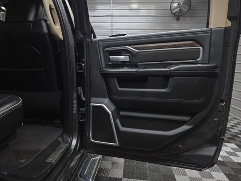 Used 2021 RAM 2500 Laramie AWD/4WD image 39