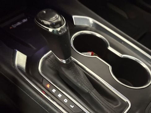 Used 2018 Chevrolet Traverse Premier w/ Driver Confidence II Package image 18