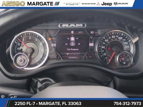 Used 2024 RAM 1500 Laramie RWD image 29