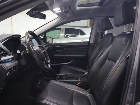Used 2022 Honda Odyssey Touring image 19