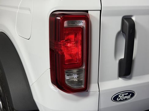 New 2026 Ford Bronco Big Bend AWD/4WD image 8