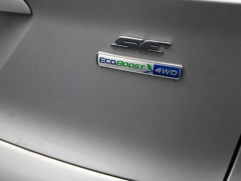 Used 2015 Ford Escape SE image 21