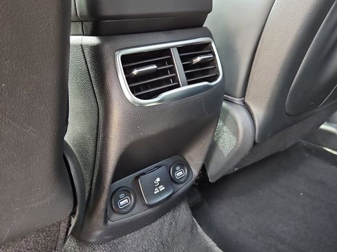 Used 2023 Hyundai Santa Fe Calligraphy w/ Cargo Package image 16