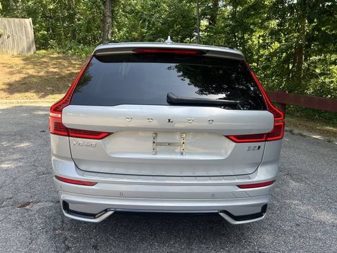 Used 2023 Volvo XC60 B5 Plus w/ Climate Package AWD/4WD image 5