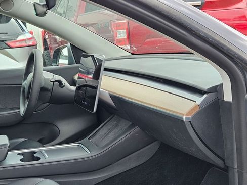Used 2022 Tesla Model Y Performance AWD/4WD image 18