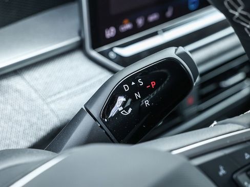 New 2025 Volkswagen Tiguan S image 35