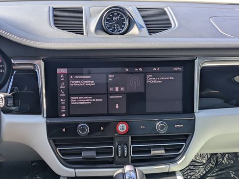 New 2026 Porsche Macan Turbo image 17