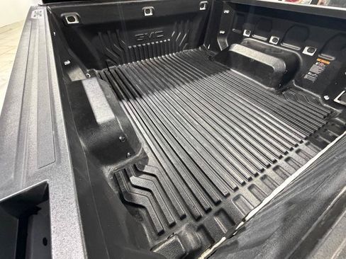 Used 2023 GMC Sierra 1500 Elevation RWD image 11