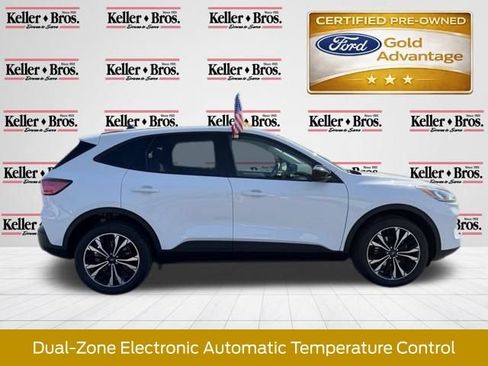 Certified 2022 Ford Escape SE w/ SE Sport Appearance Package AWD/4WD image 9