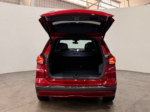 Certified 2023 Chevrolet Equinox RS w/ RS Leather Package AWD/4WD image 12