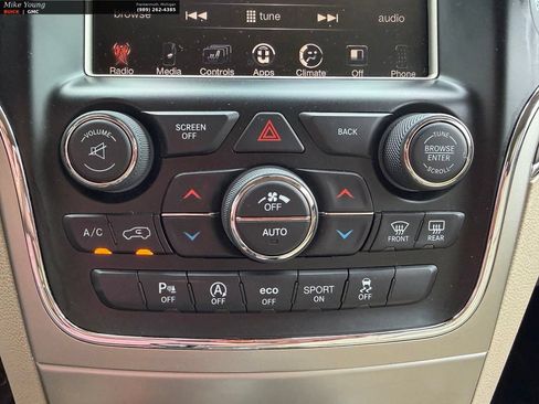 Used 2016 Jeep Grand Cherokee Limited AWD/4WD image 28