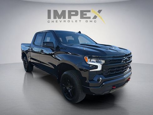 Used 2026 Chevrolet Silverado 1500 LT Trail Boss w/ Convenience Package II AWD/4WD image 4