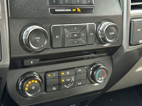 Used 2017 Ford F250 XLT image 19