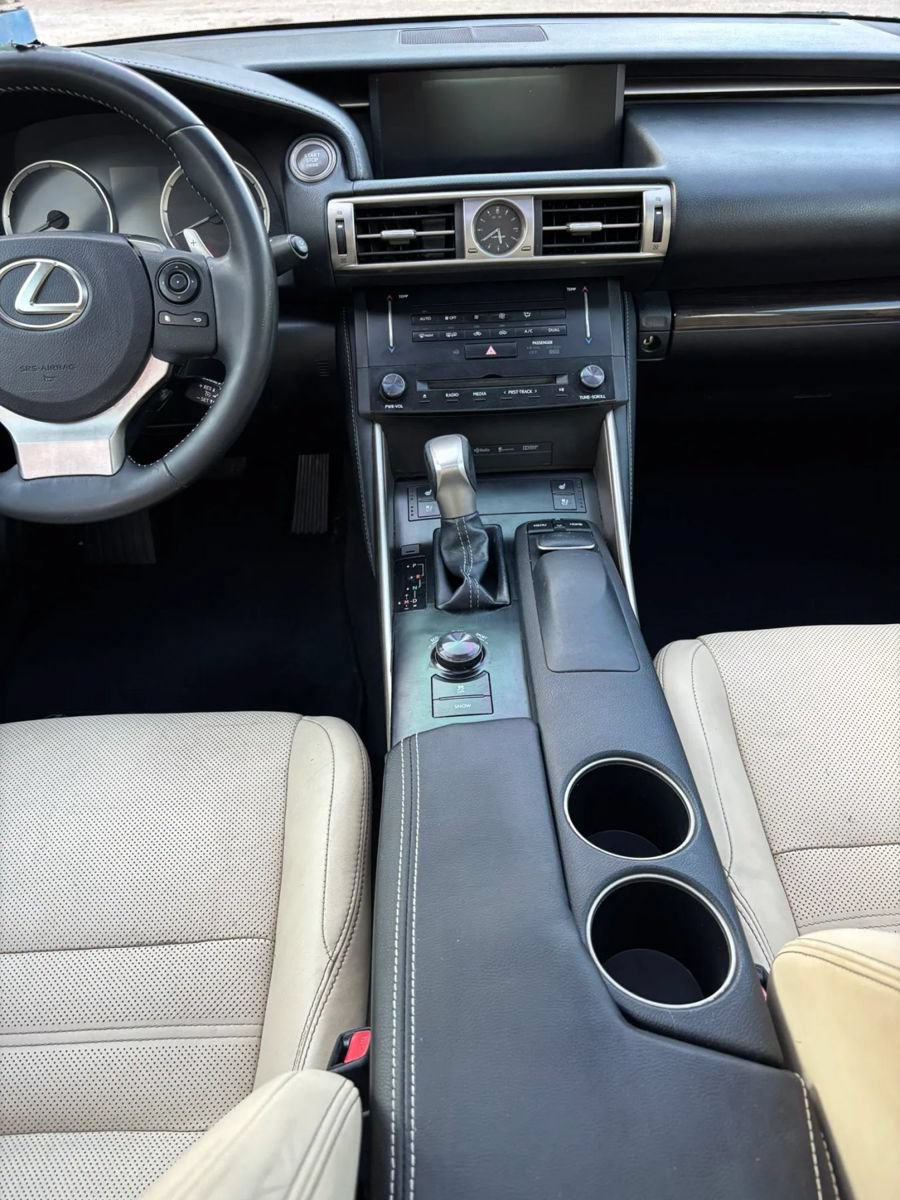 Used 2014 Lexus IS 250 w/ Luxury Package w/Brown Wood RWD image 14