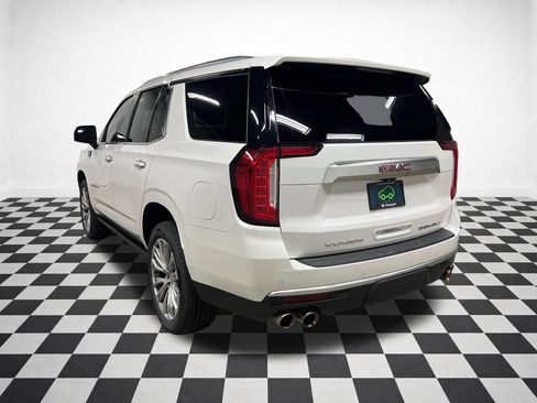 Certified 2021 GMC Yukon Denali w/ Denali Premium Package AWD/4WD image 7