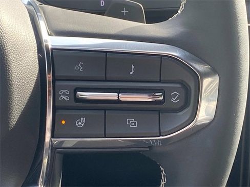 Used 2024 GMC Acadia Denali image 21