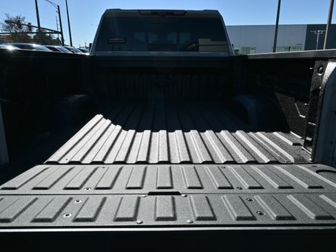 Used 2026 Chevrolet Silverado 2500 ZR2 image 34