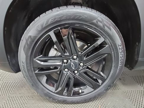 Used 2024 Chevrolet Trax ACTIV w/ Driver Confidence Package image 41