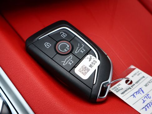 New 2026 Chevrolet Corvette Stingray Preferred Cpe w/ 2LT RWD image 28