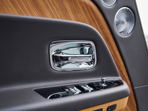 Used 2025 Rolls-Royce Spectre w/ Spectre Launch Package image 29