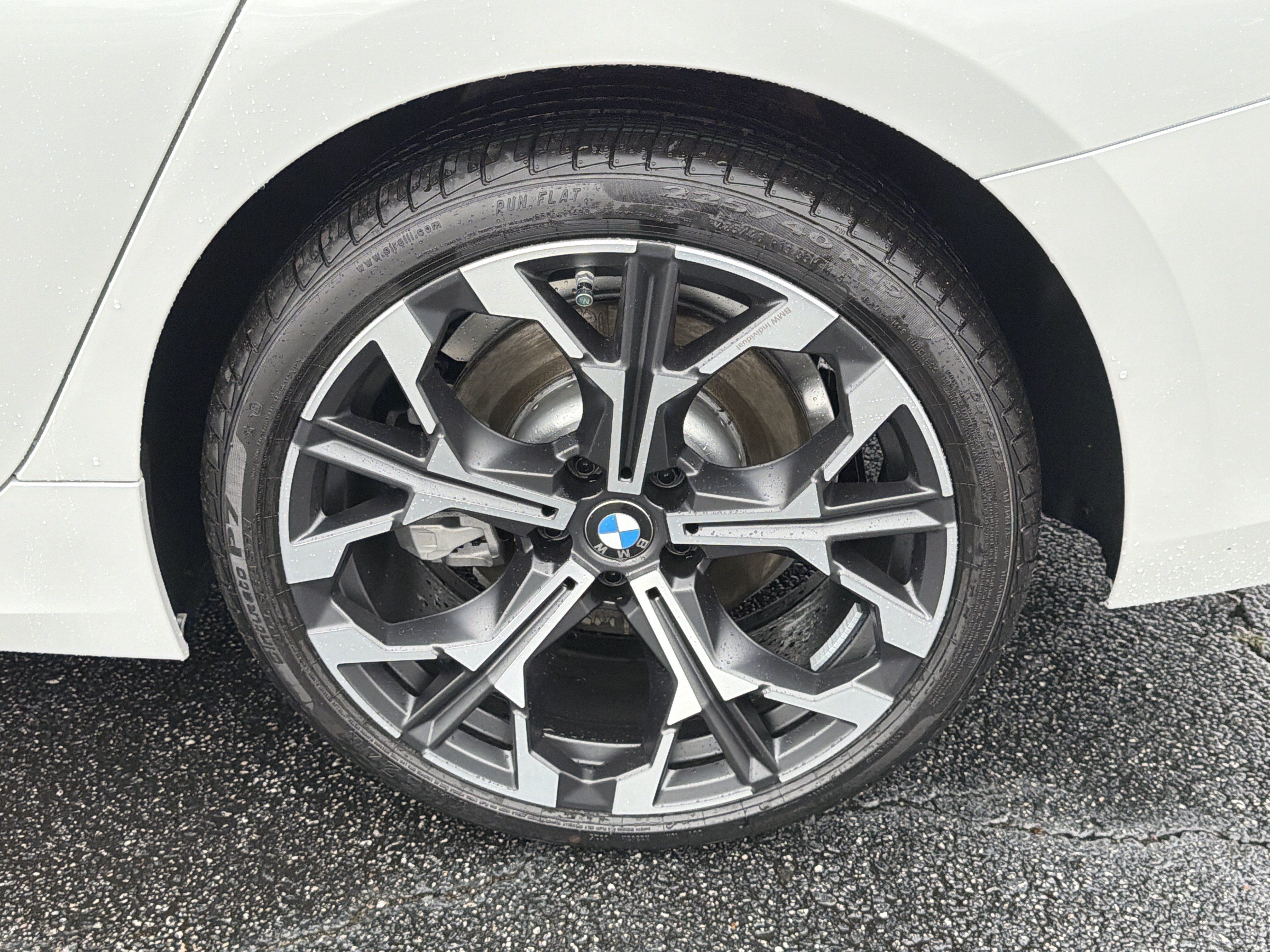 Certified 2026 BMW 330i Sedan w/ Premium Package RWD image 28