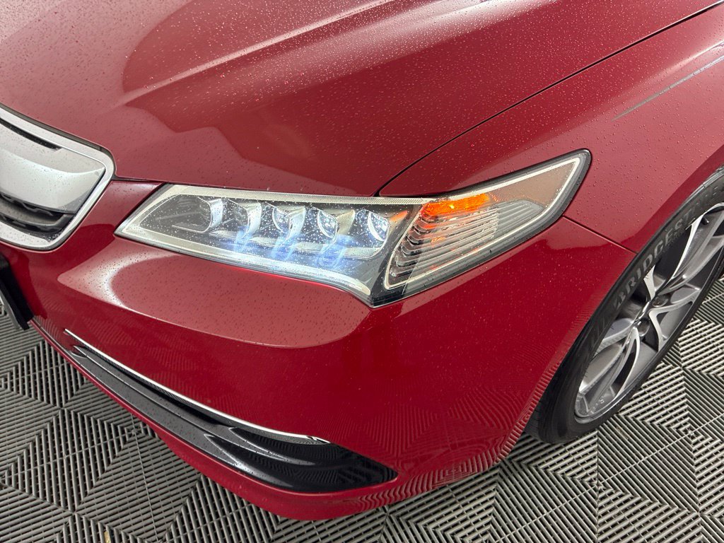 Used 2017 Acura TLX w/ Technology Package FWD image 9