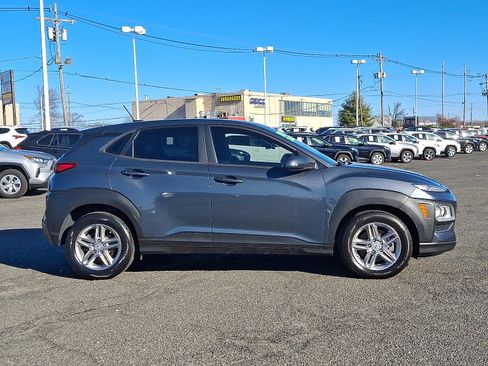 Used 2021 Hyundai Kona SE image 8