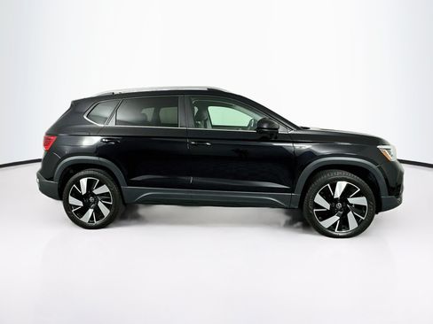 Used 2023 Volkswagen Taos SEL AWD/4WD image 10