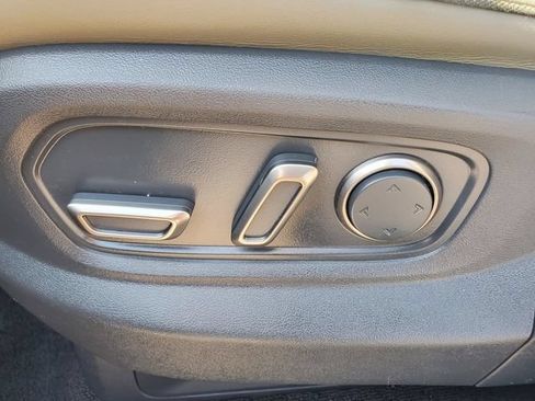 Used 2023 Rivian R1S Adventure AWD/4WD image 14