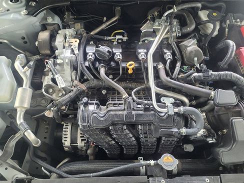 Used 2024 Nissan Altima 2.5 SV image 30