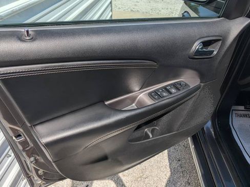 Used 2018 Dodge Journey Crossroad AWD/4WD image 6